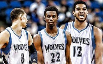 早报：皇马主场翻车，那不勒斯登意甲榜首（晨报：皇马主场失利，那不勒斯领跑意甲）