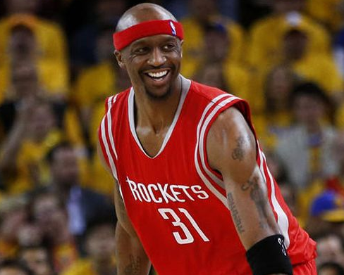 于根伟：如果主场输亚泰，可能又要被说成于送分、于人情世故（于根伟直言：主场若负亚泰，恐再被指“送分”“讲人情”）