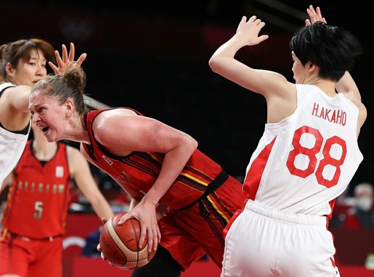 德天空：于帕仍有可能自由身离队，拜仁正在尽一切努力留住他（德天空：于帕仍存自由离队可能，拜仁正竭尽全力挽留）