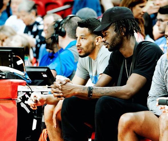 穆里尼奥：这是美妙的夜晚，我们掌控了比赛理应战胜那不勒斯（穆里尼奥：美妙之夜！我们主导了比赛，击败那不勒斯实至名归）