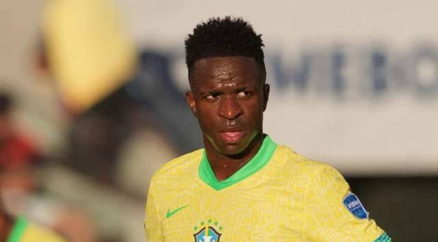 萨内：我会好好表现让纳帅不得不带我上世界杯；孔帕尼是领袖（萨内：要用表现迫使纳格尔斯曼带我征战世界杯，孔帕尼是球队领袖）