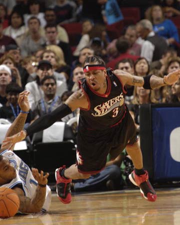 麦克托米奈：尤文很优秀，但那不勒斯得继续提升达到更高高度（麦克托米奈：尤文很强，那不勒斯仍需持续提升以达到更高水平）