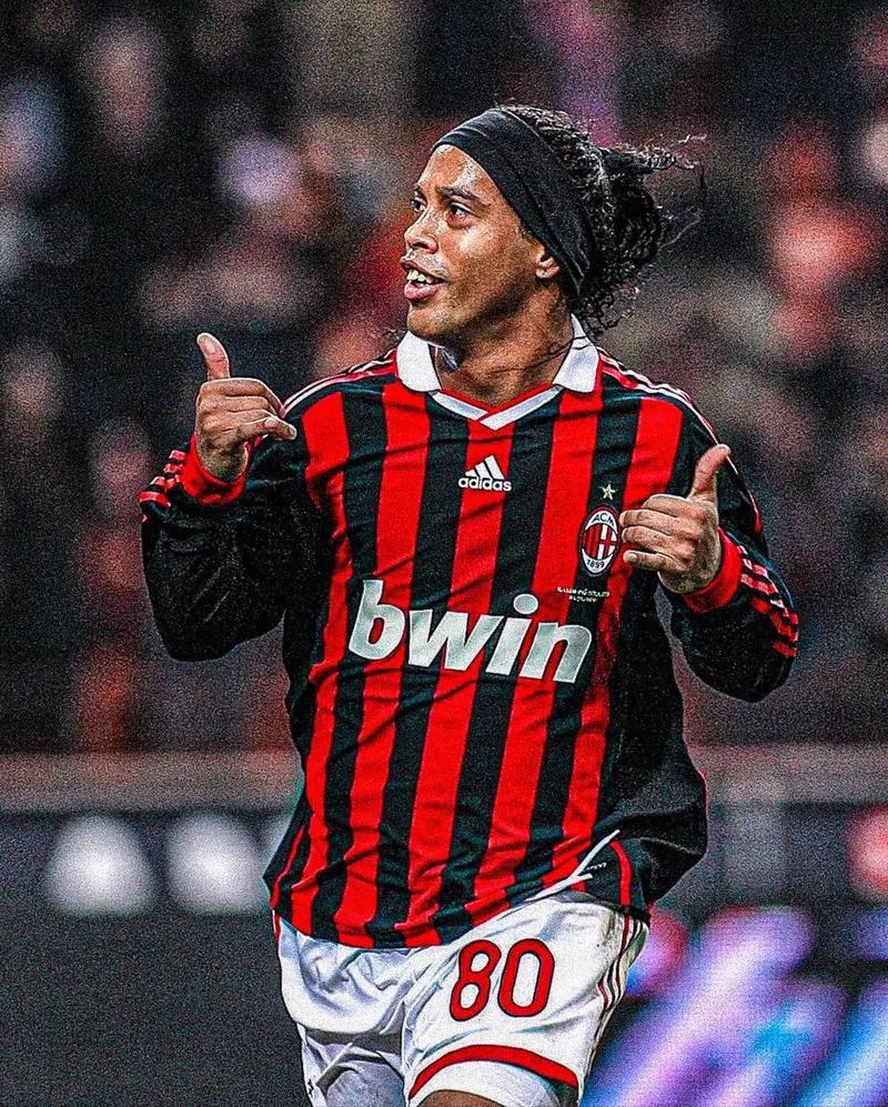 太阳主帅：布克已恢复训练，正朝着好的方向发展（太阳主帅：布克已重返训练，恢复进展积极）