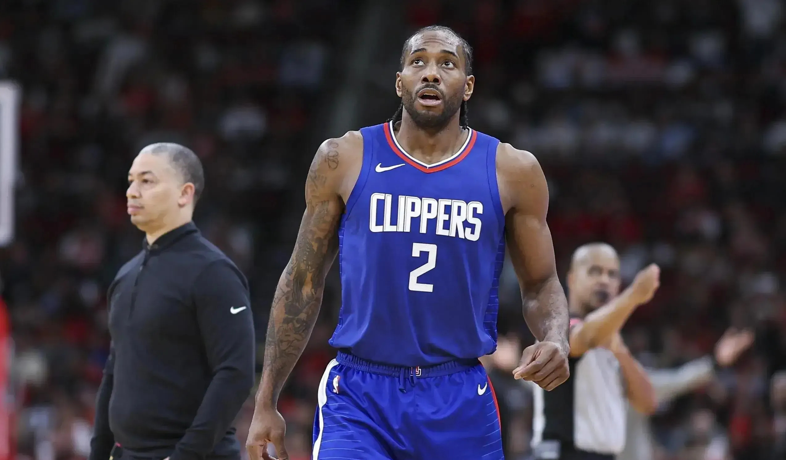 申花获得下赛季亚精联赛资格的一丝“理论希望”？2026赛季“多线平衡”必须重点考虑！（申花下季亚精联资格尚存一线生机？2026赛季多线平衡必须提上日程）